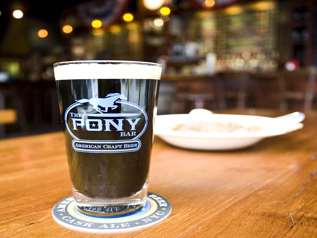 Best outdoor happy hours in NYC for summer drinks