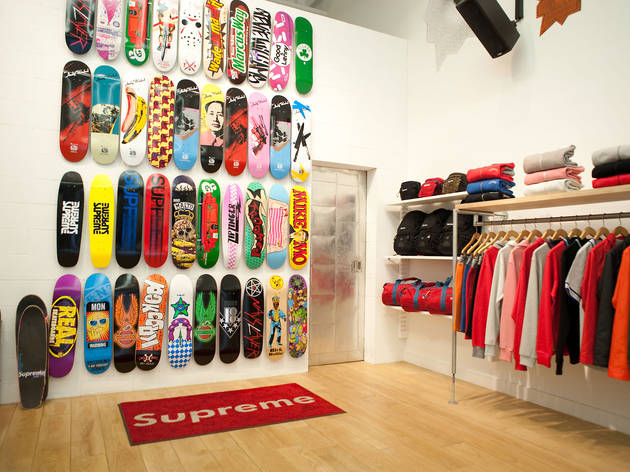 supreme skateboard clothing
