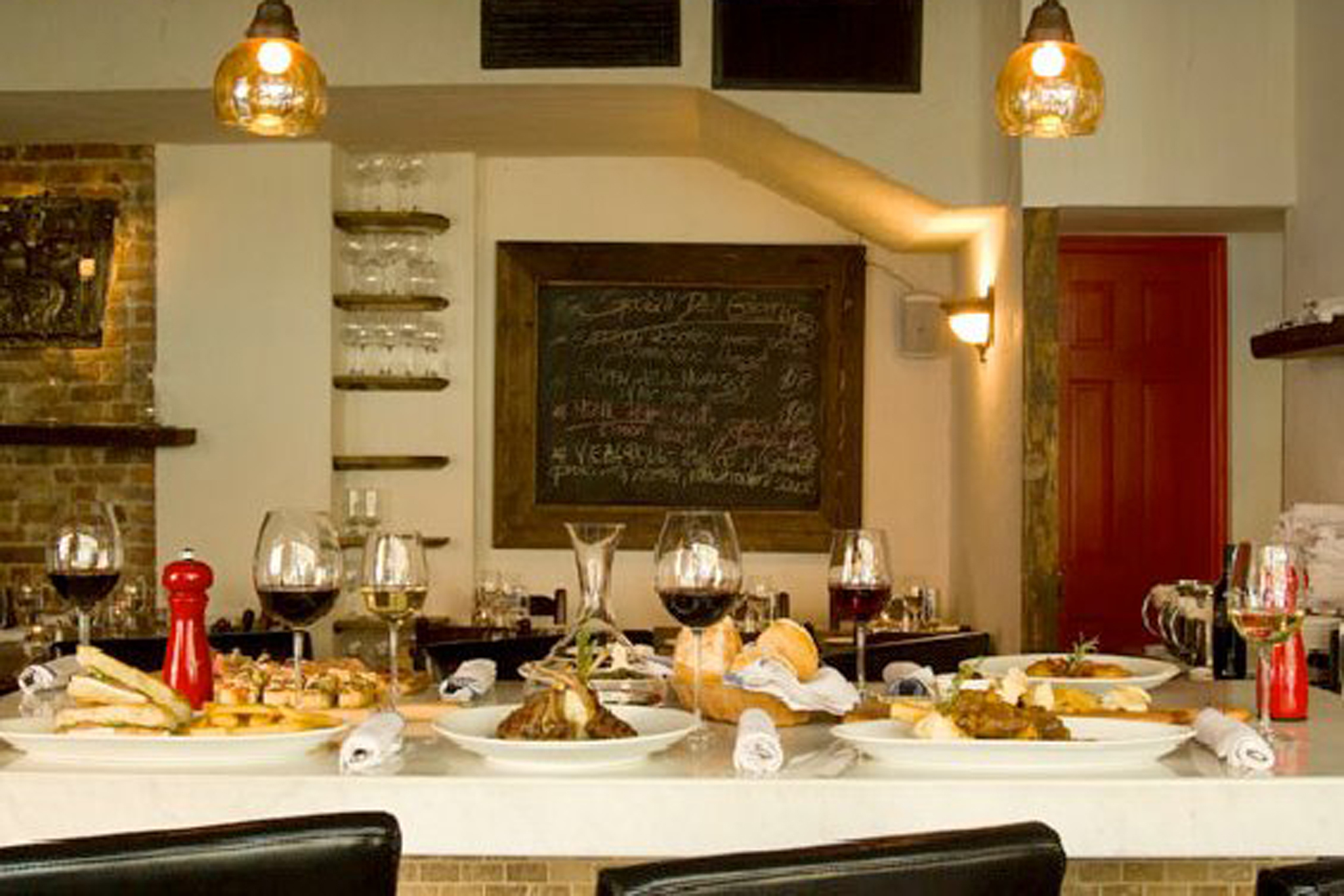 Gallo Nero | Restaurants in Hell's Kitchen, New York