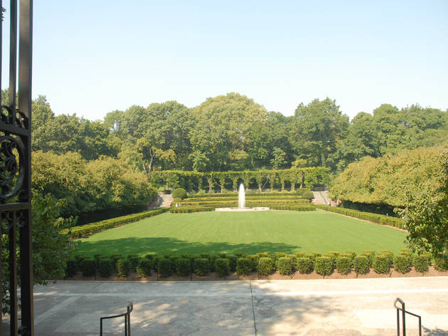 Central Park Conservatory Garden Attractions In Central Park New York