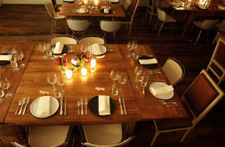 Anniversary  date ideas  in NYC for a romantic dinner  or fun 