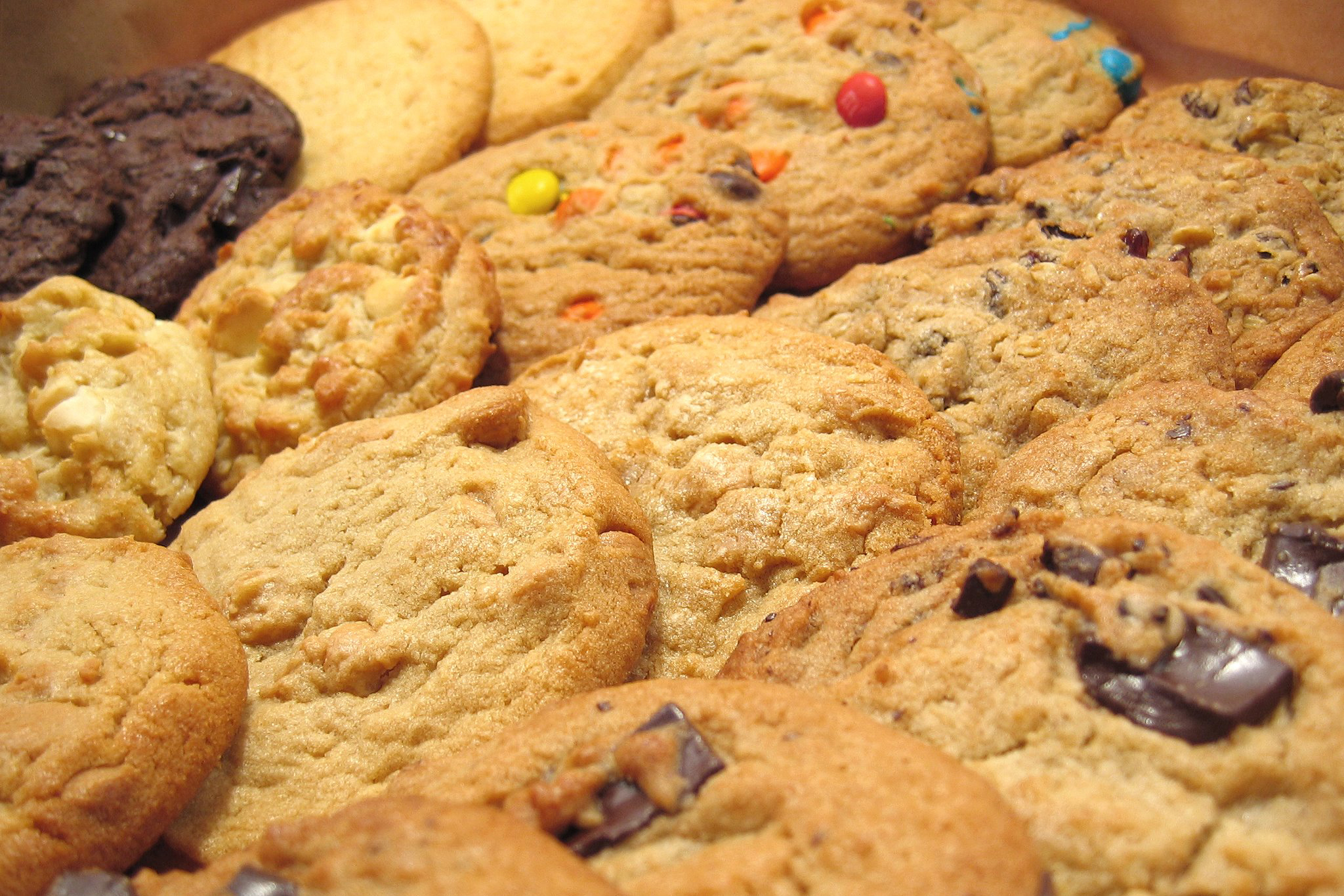 you-can-make-insomnia-cookies-at-home