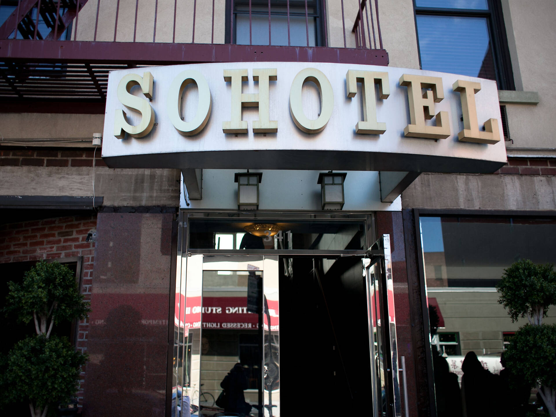 11 Best Cheap Hotels in NYC for 2024 | Best Places to Stay in NYC