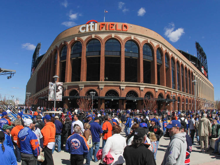 Get a free shirt at a Mets game