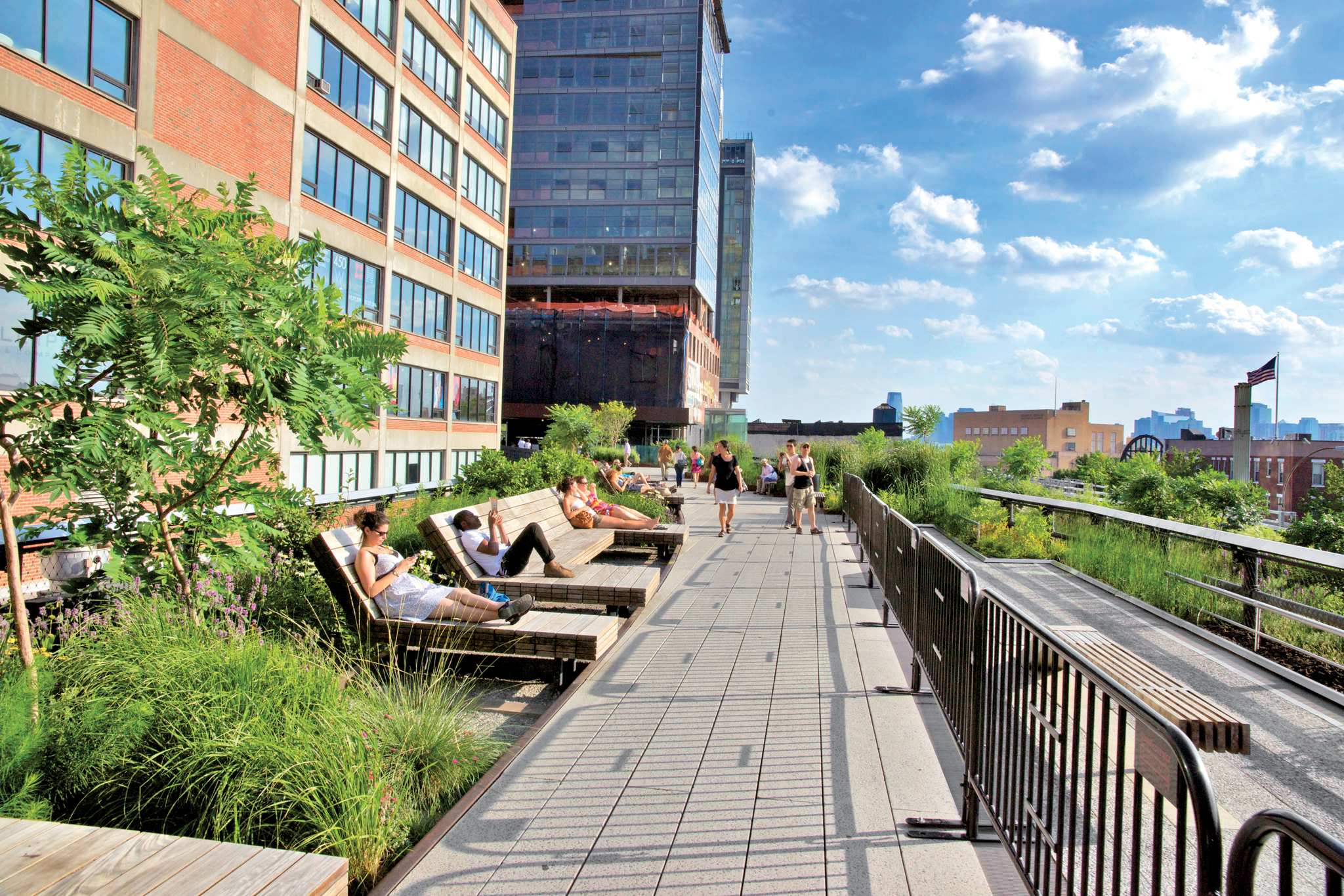 High line park. Парк Хай-лайн в Нью-Йорке. Хайнлайн парк Нью Йорк. High line Park в Нью-Йорке. (Хай лайн) High line в Нью-Йорке..