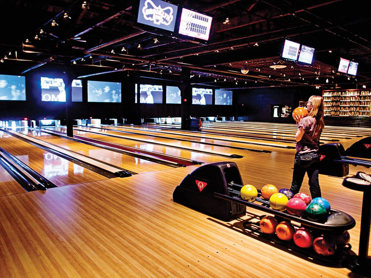 Send pins flying at Brooklyn Bowl