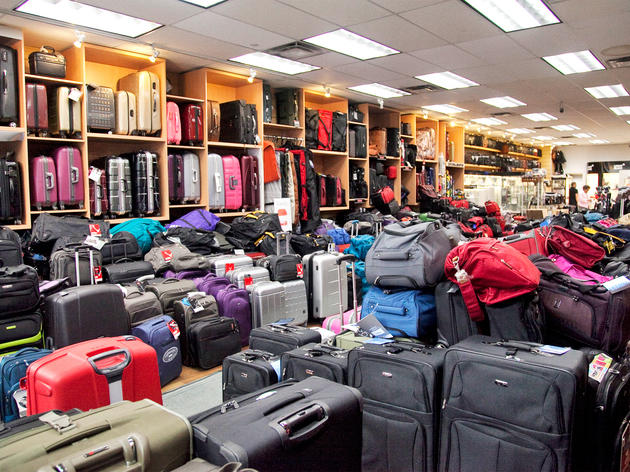 luggage outlet stores