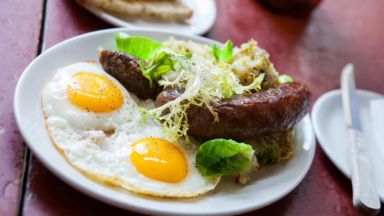 Start your weekend right with the best cheap breakfast dishes and bargain brunches in NYC