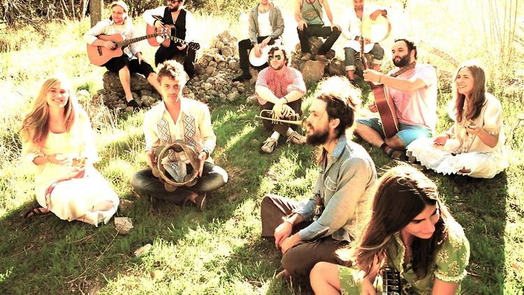 Edward Sharpe and The Magnetic Zeros