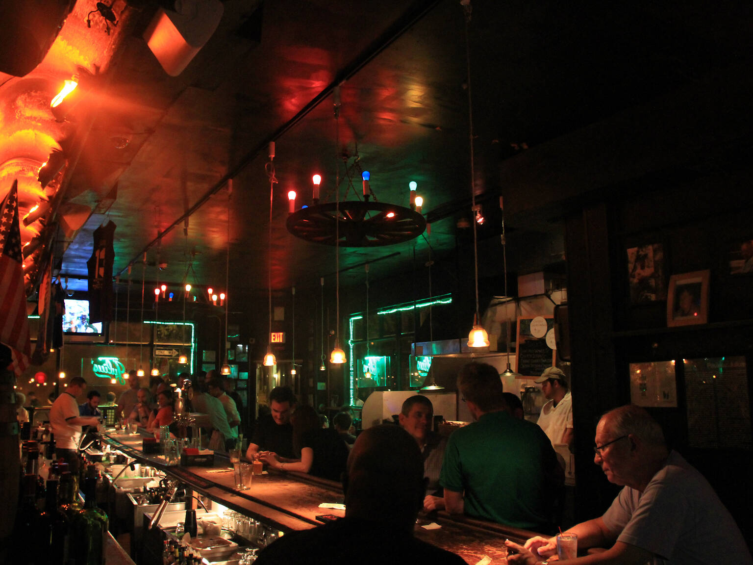 14 Best West Village Bars to Have a Fantastic Night Out