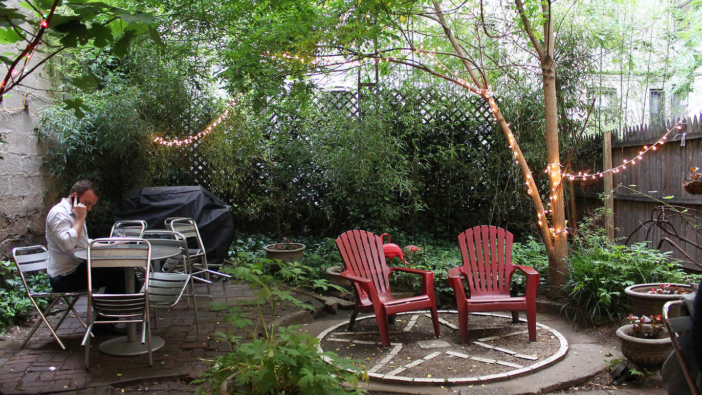 Excelsior Bars in South Slope, New York