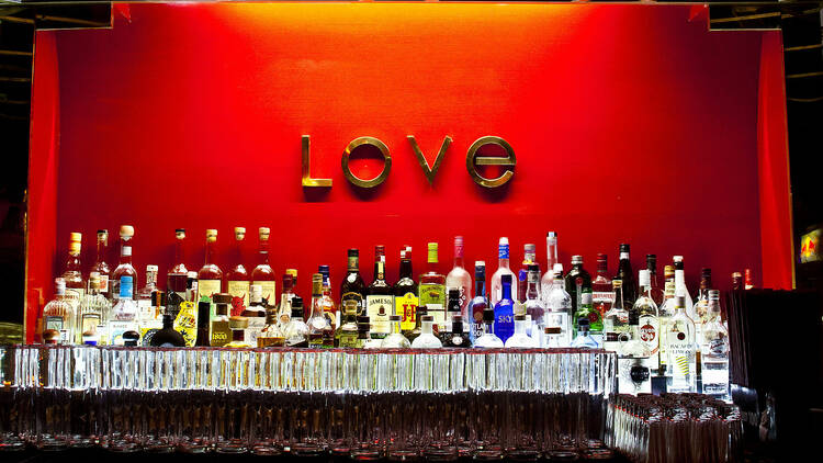 Bar Love