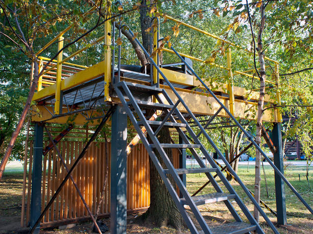 Outdoor public art in NYC 2012 Outdoor public art in NYC 2012 (Photograph: Paul Wagtouicz)