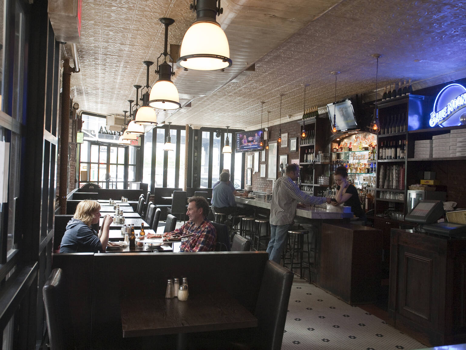 The 13 best restaurants and bars near the High Line right now