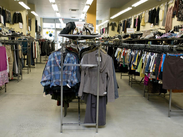 Best Thrift Stores in New York for Cheap Clothing and Furniture