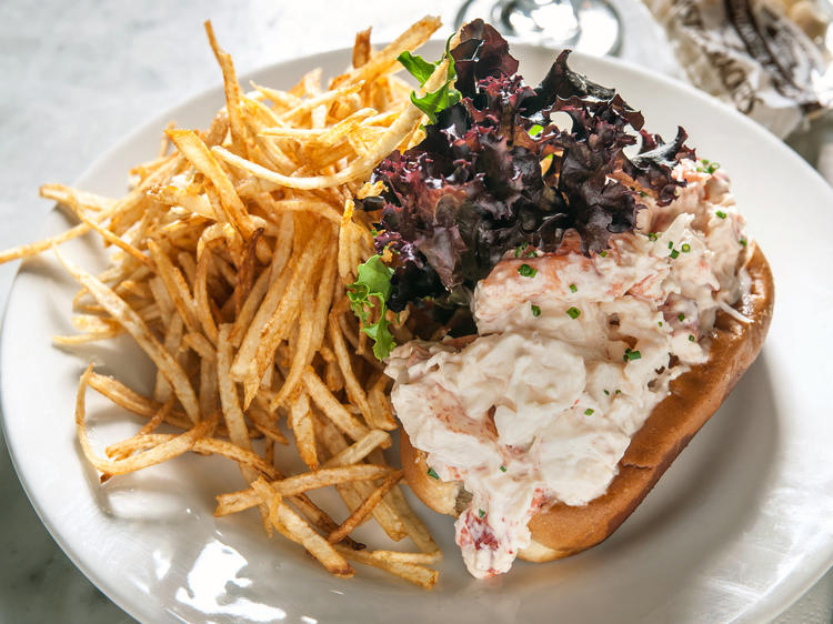 Lobster roll at Pearl Oyster Bar