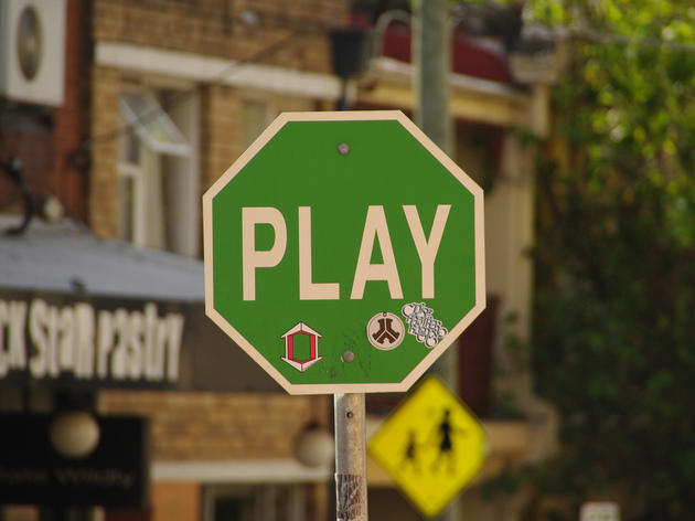 Play - Urban game Play - Urban game