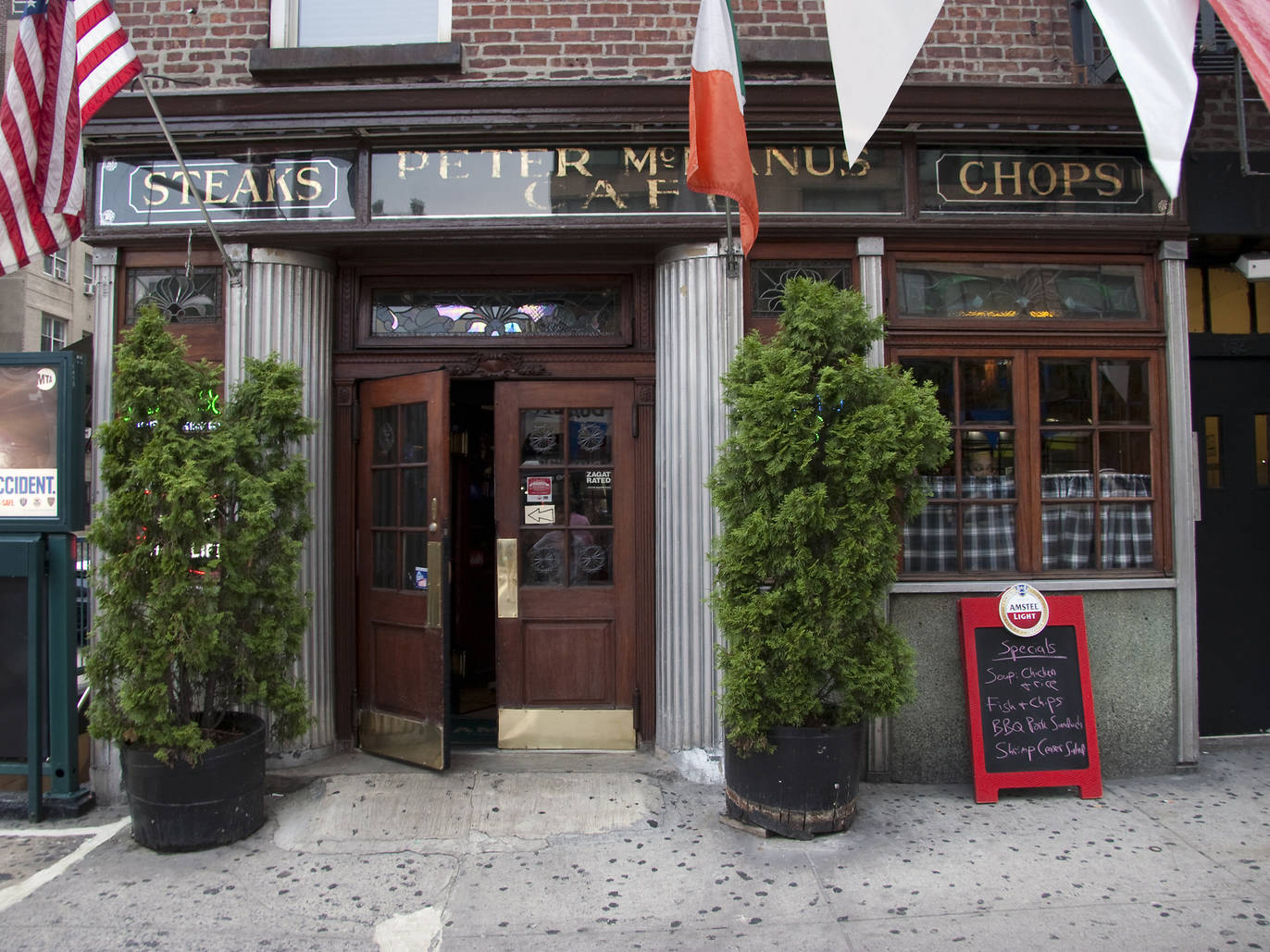 nyc-s-best-irish-pubs-pour-perfect-pints-of-guinness