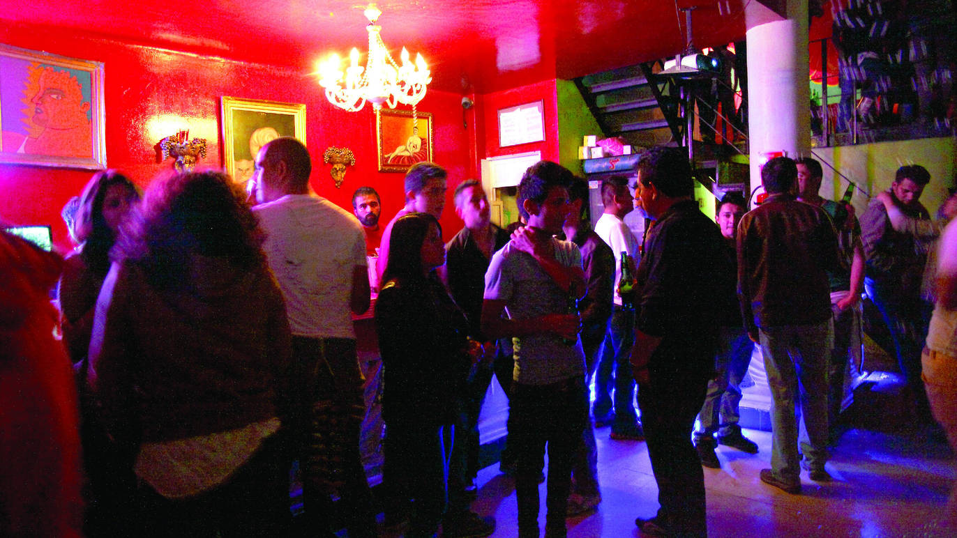 10 Best Gay Bars In Mexico City for an Unforgettable Night