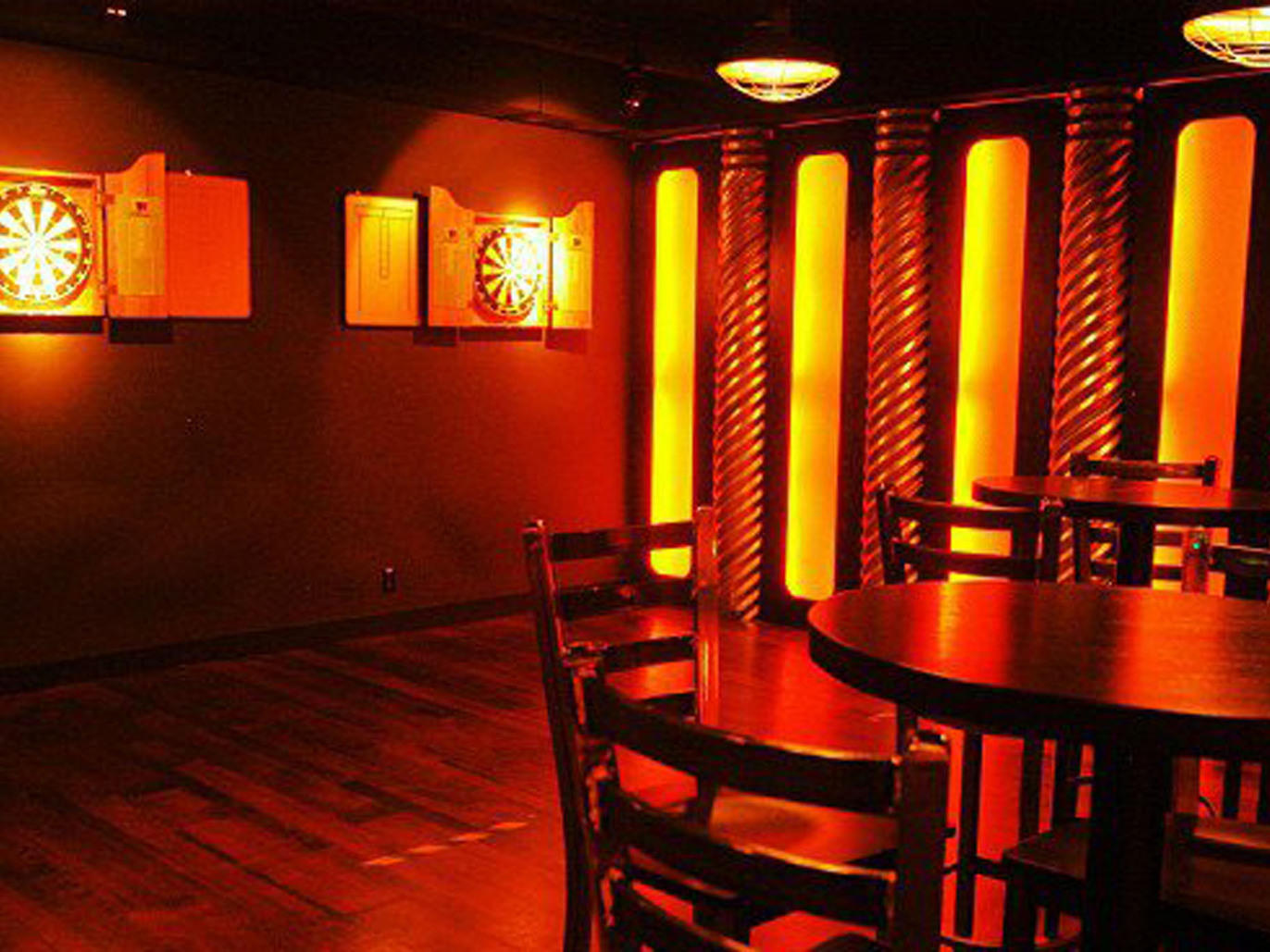 15 Best Sports Bars in NYC to Watch a Game With a Beer and Grub