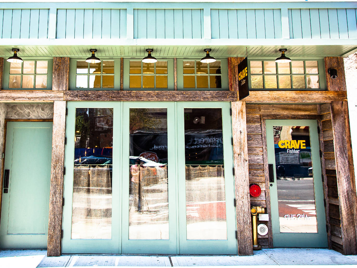 Best Oyster Happy Hours in NYC for Stellar Shellfish