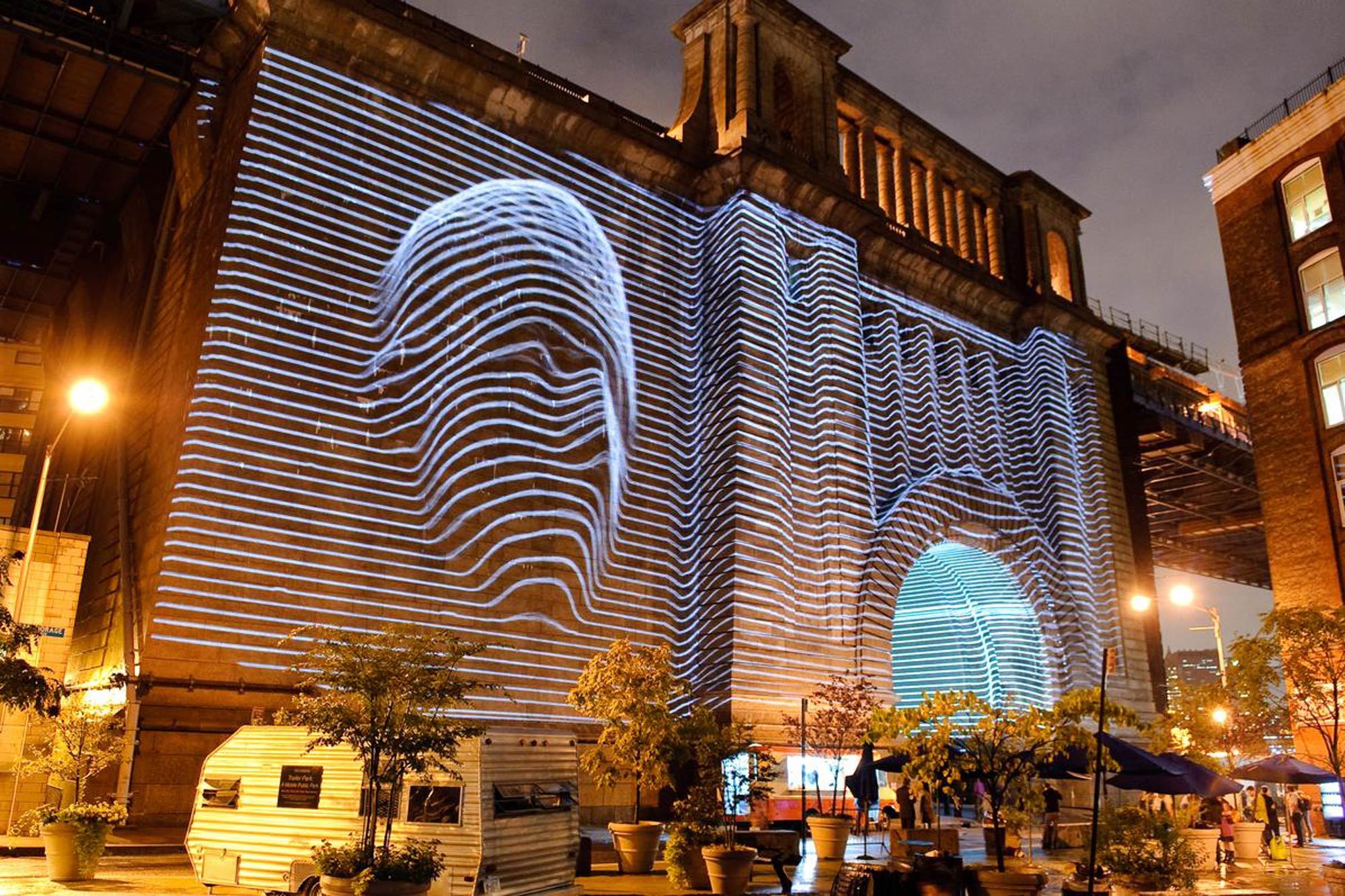 101 Collins lightshow Melbourne: tower creates skyline spectacle