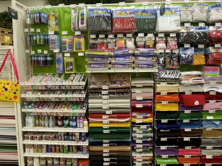 Michaels vs Blick Art Materials: Where to Shop for Art Supplies