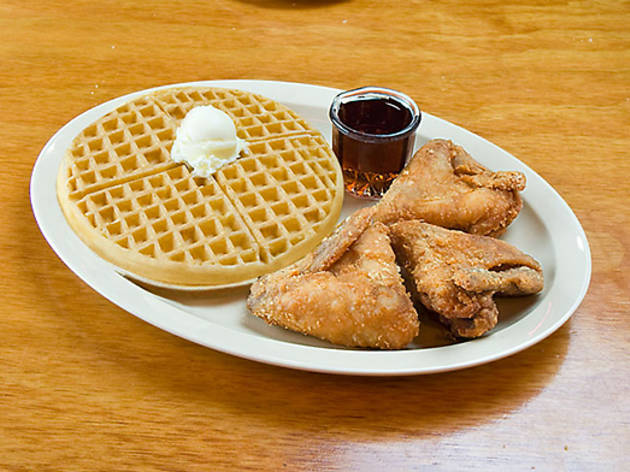 Las Best Dishes Chicken Waffles Smackdown