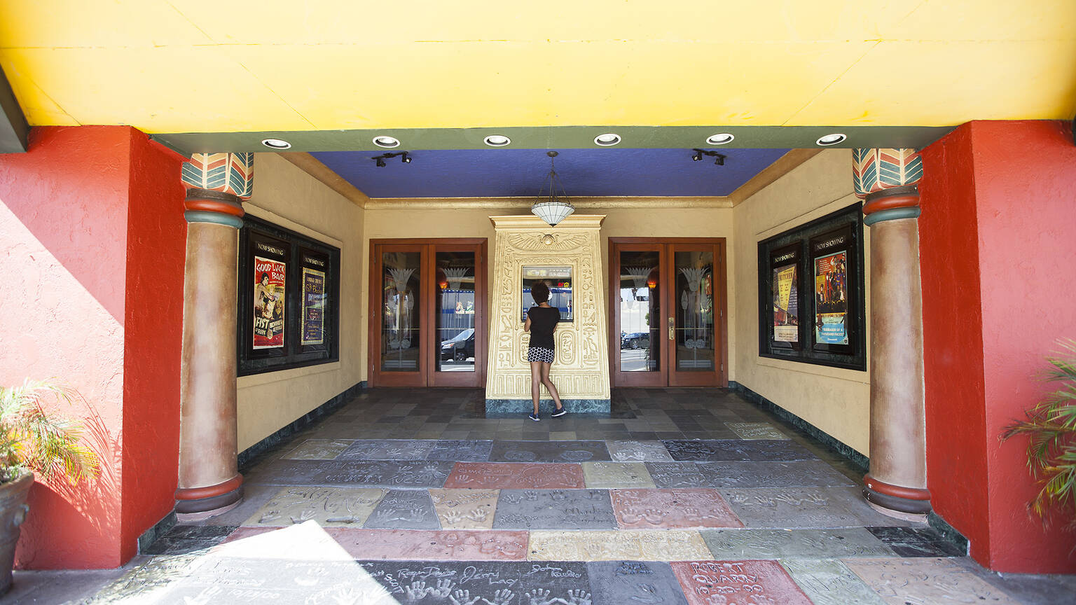 Vista Theater Movie theaters in Los Feliz, Los Angeles