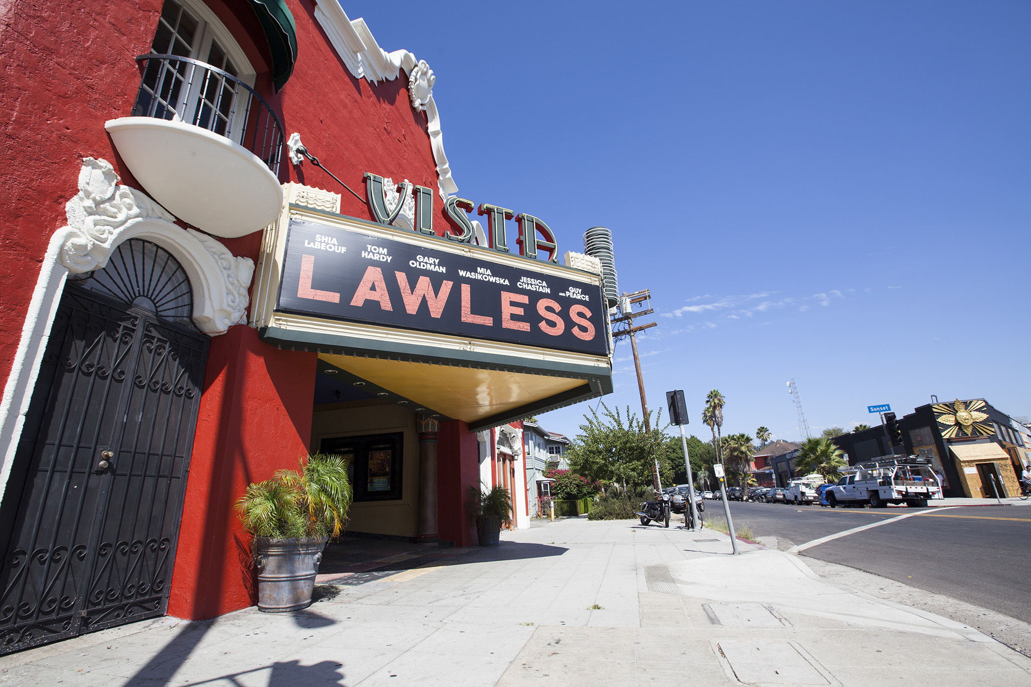 Los Feliz Theatre  Discover Los Angeles