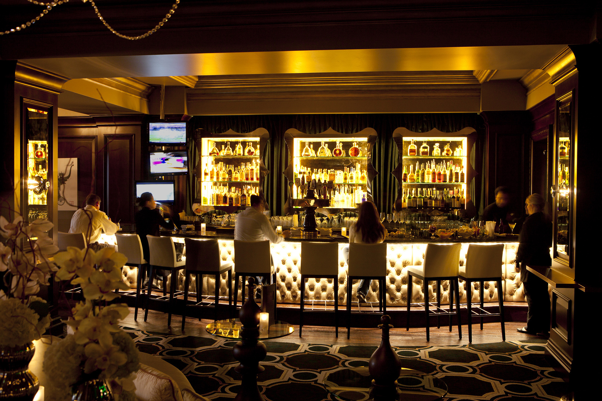 L A S Best Hotel Bars And Classiest Lobby Lounges