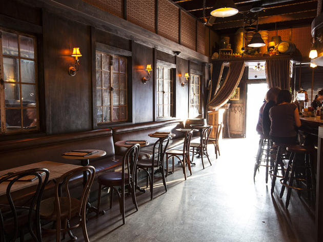 Best Silver Lake Los Angeles Bars For Drinking