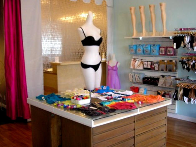 lingerie retailers