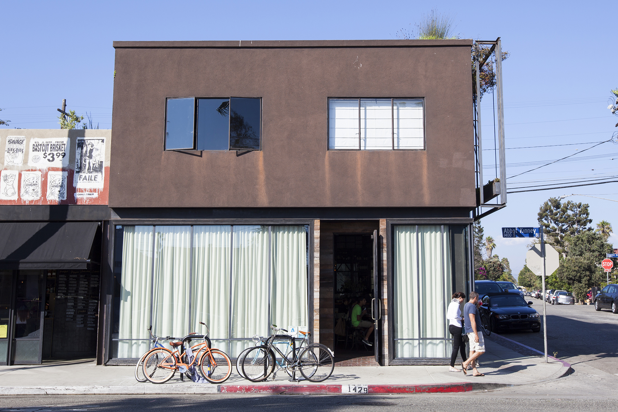 Guide To Abbot Kinney For Eating Drinking Shopping And More