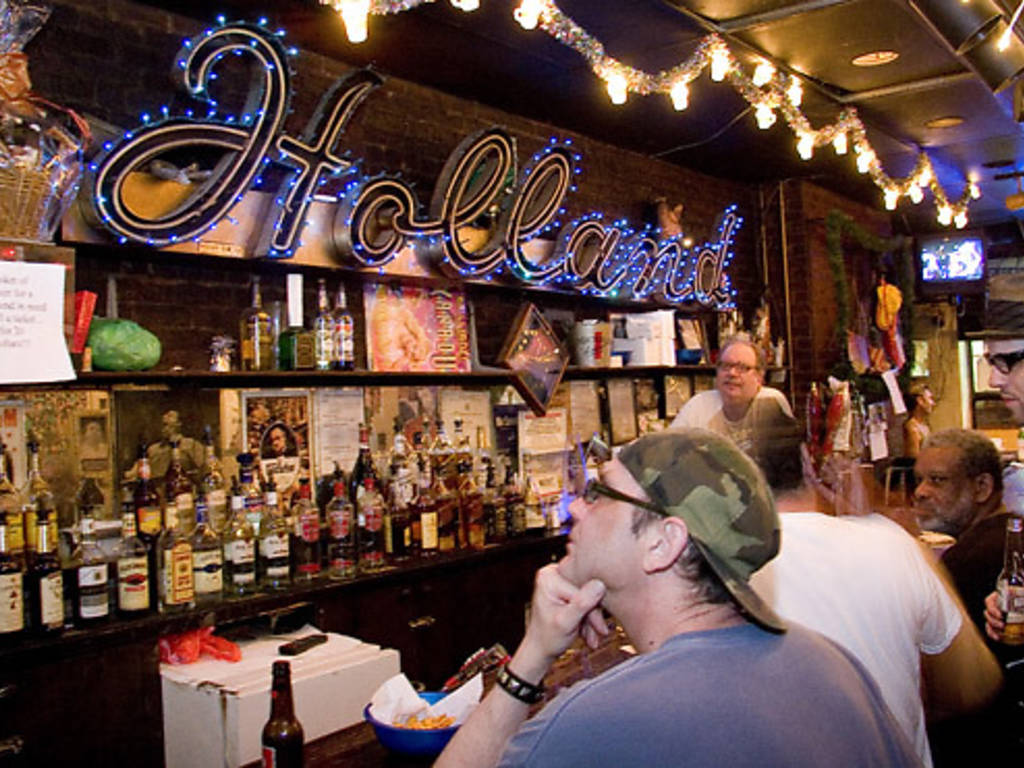 NYC's 20 best dive bars for cheep beer, shots and relaxed fun