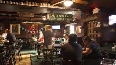 Biergartens in L.A. Biergartens in L.A.