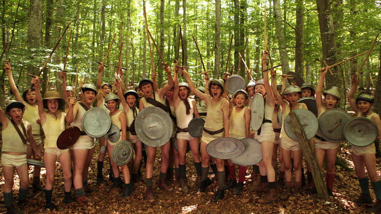 An army of youngsters prepare for battle in War of the Buttons