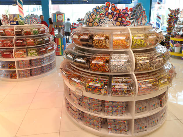 Dylan S Candy Bar Shopping In Fairfax District Los Angeles