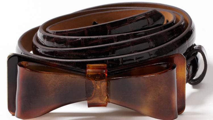 Tortoiseshell patent leather belt