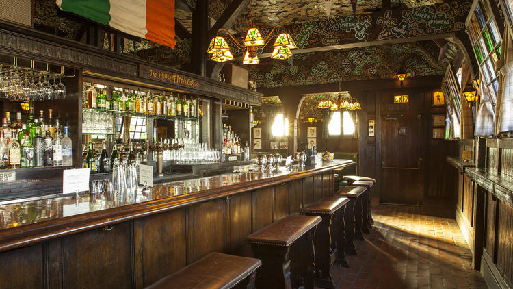 11 Best Irish Pubs in Los Angeles for St. Patrick’s Day, Guinness, and More