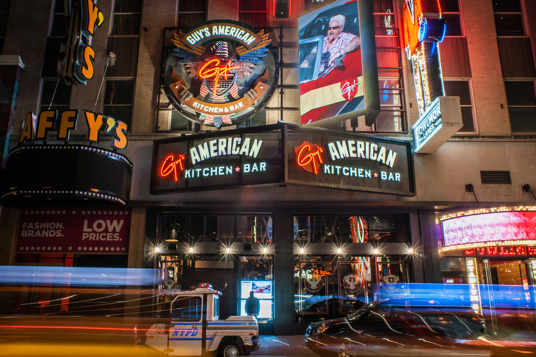 Guy S American Kitchen And Bar Restaurants In Midtown West New York