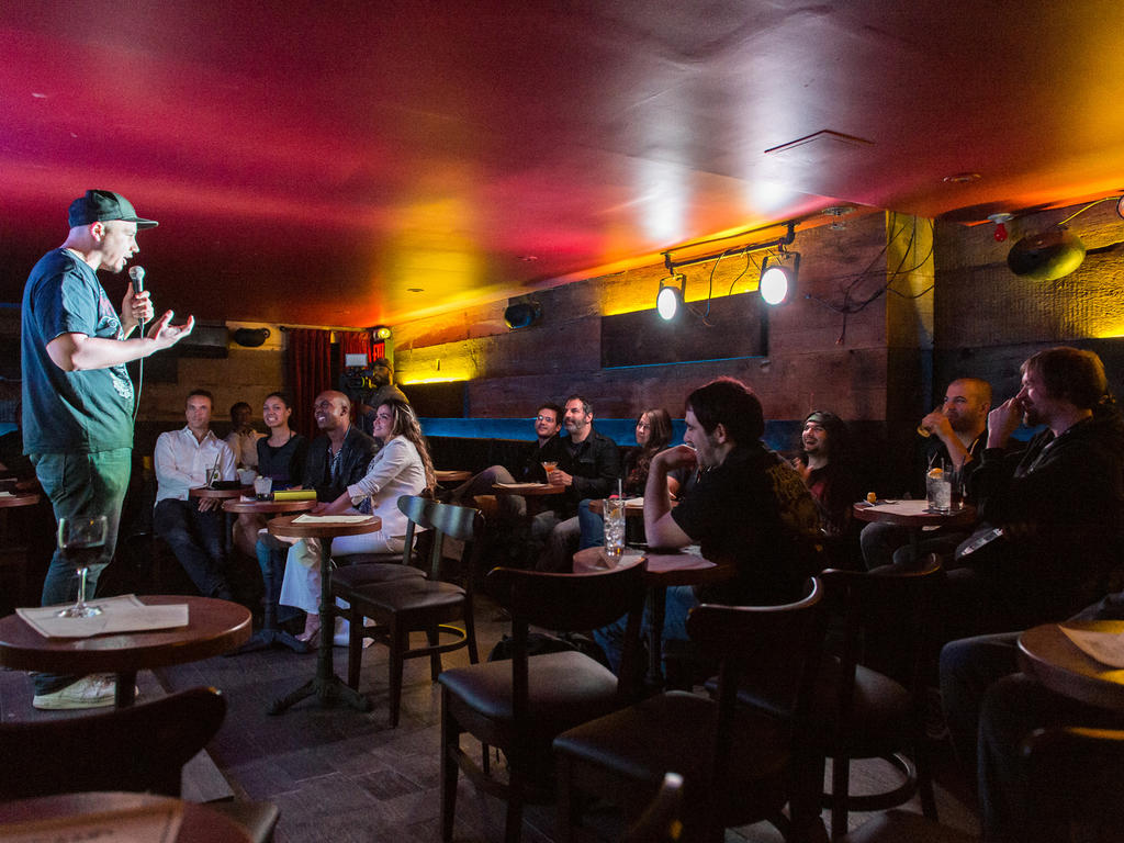 Best Comedy Clubs in NYC to See Stand-up and Improv