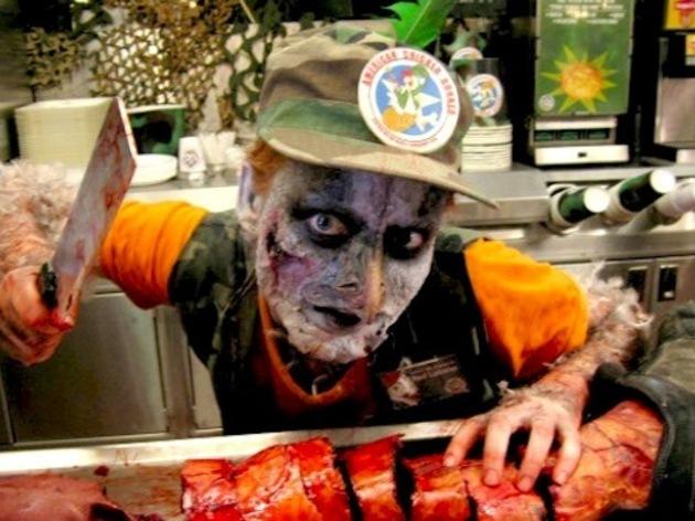 'Poultrygeist : Night of the Chicken Dead' (2006) de Lloyd Kaufman 'Poultrygeist : Night of the Chicken Dead' (2006) de Lloyd Kaufman