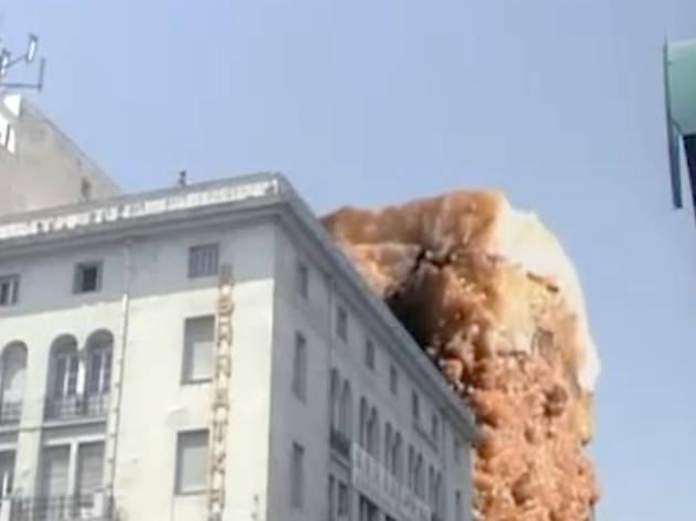 'L'Attaque de la moussaka géante' (1999) de Panos H. Koutras 'L'Attaque de la moussaka géante' (1999) de Panos H. Koutras