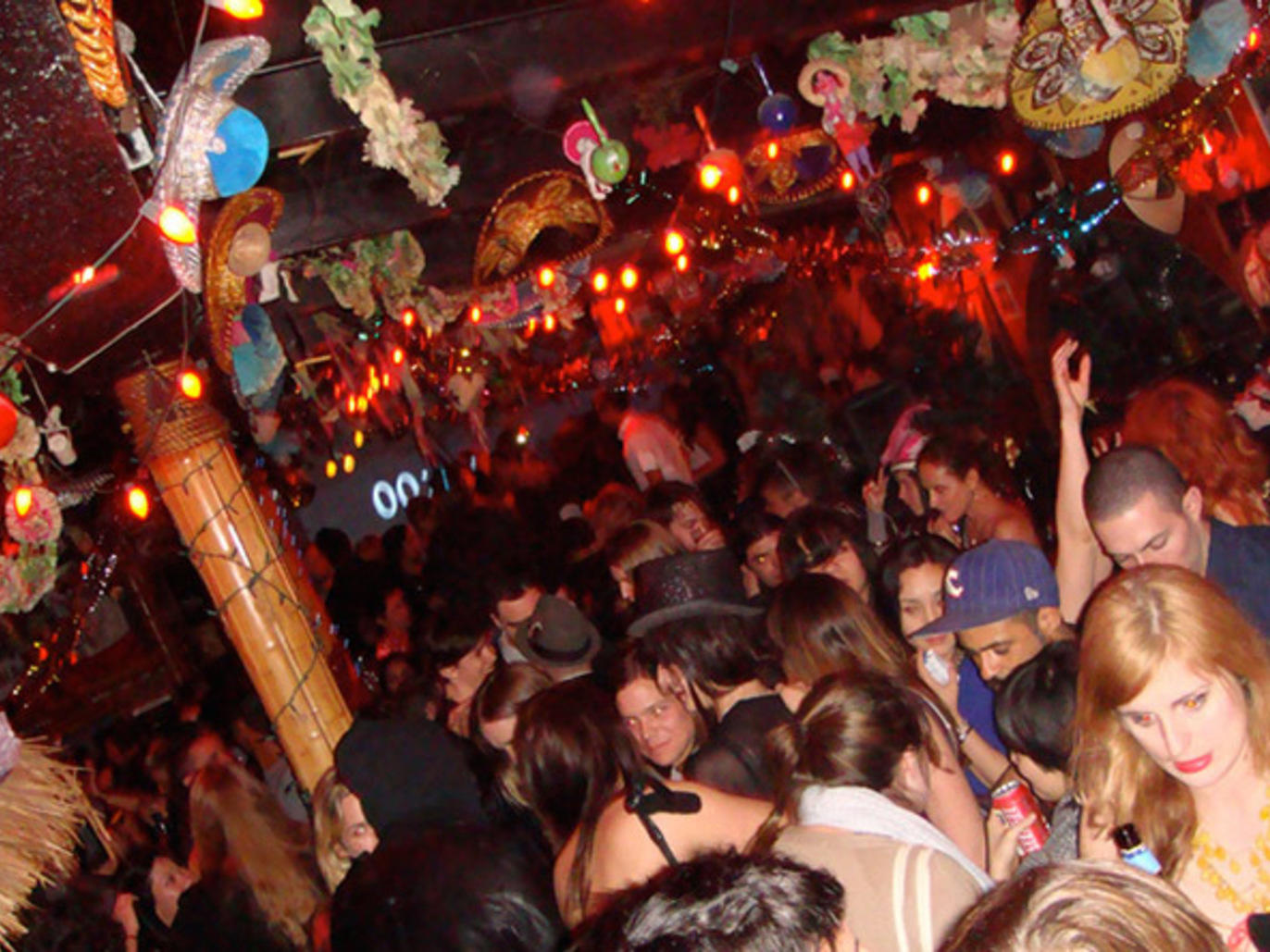 Best Silver Lake, Los Angeles Bars for Drinking