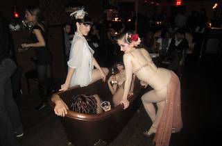 Bathtub Gin Bars In Chelsea New York, Bathtub Gin Nyc Burlesque