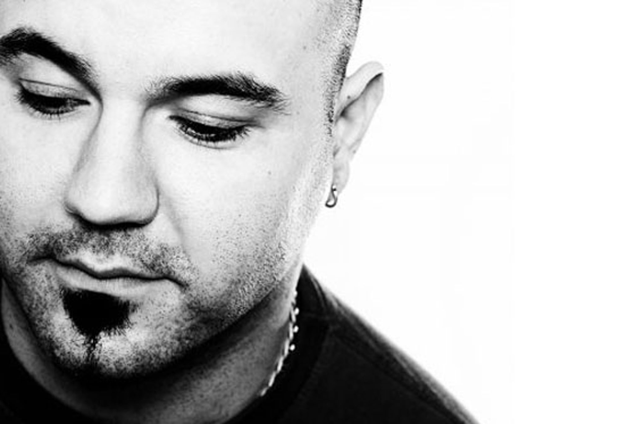 DJ mix: Carlo Lio