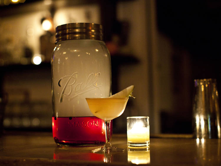 Winter cocktails at New York bars: five seasonally flavored drinks