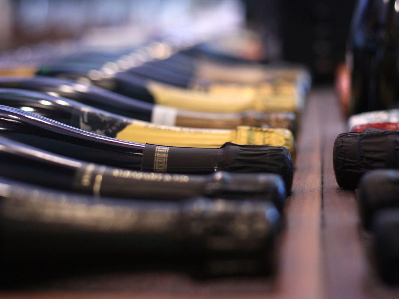 8 Places to Go Wine Tasting in Los Angeles