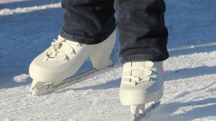 Paris ice skating rinks